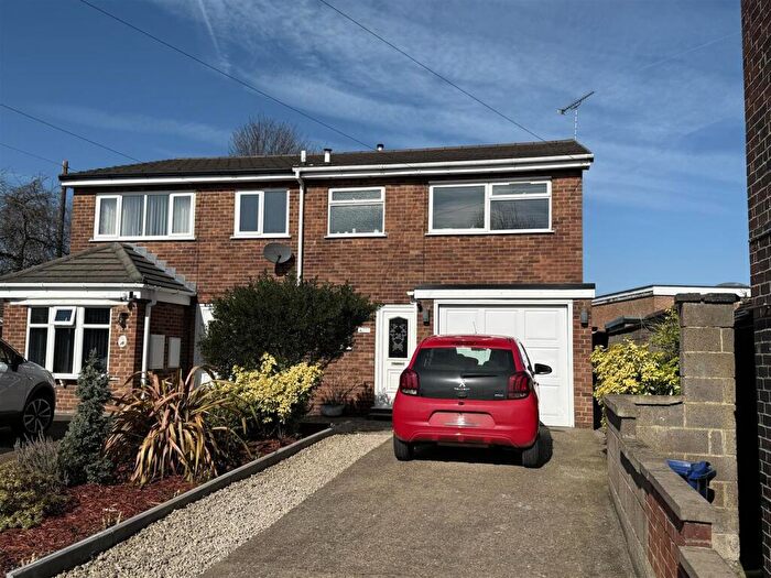 3 Bedroom Semi Detached House For Sale In Field Lane, Burton-On-Trent, DE13