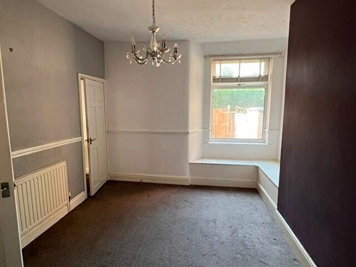 2 Bedroom Terraced House To Rent In Darwell Avenue, M30