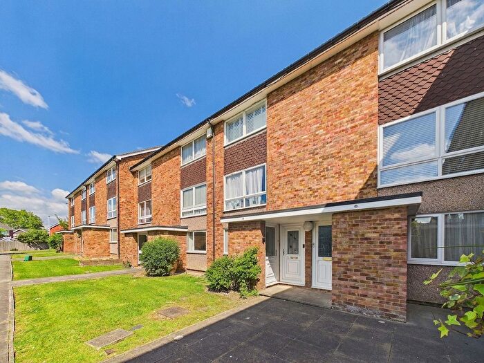 2 Bedroom Flat For Sale In Seaford Close, Ruislip, HA4