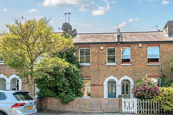 2 Bedroom Terraced House For Sale In Furzefield Road, London, SE3