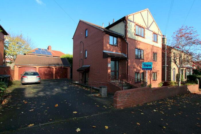 3 Bedroom Apartment To Rent In Kensington Road, Barnsley, S75