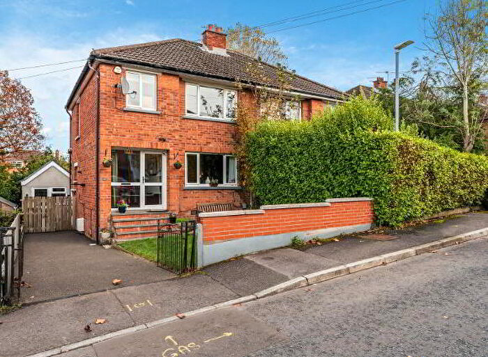 3 Bedroom Semi-Detached House For Sale In Martinville Park, Belfast, BT8
