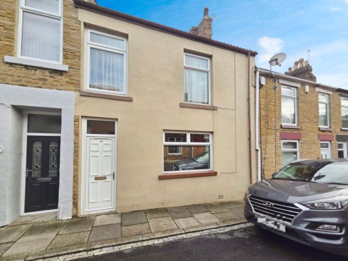 4 Bedroom Terraced House For Sale In Gladstone Street, Crook, DL15