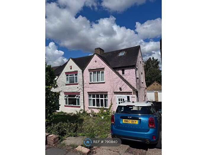 3 Bedroom Semi-Detached House To Rent In Windsor Road, London, KT4