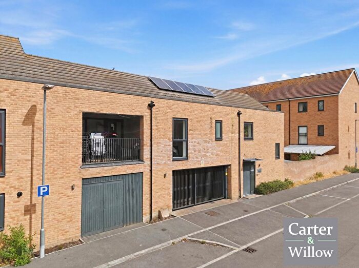 2 Bedroom Flat For Sale In The Bedford, Ellis Avenue, Dagenham, RM8