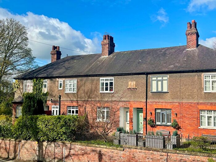 2 Bedroom Terraced House For Sale In Hollow Lane, Knutsford, WA16