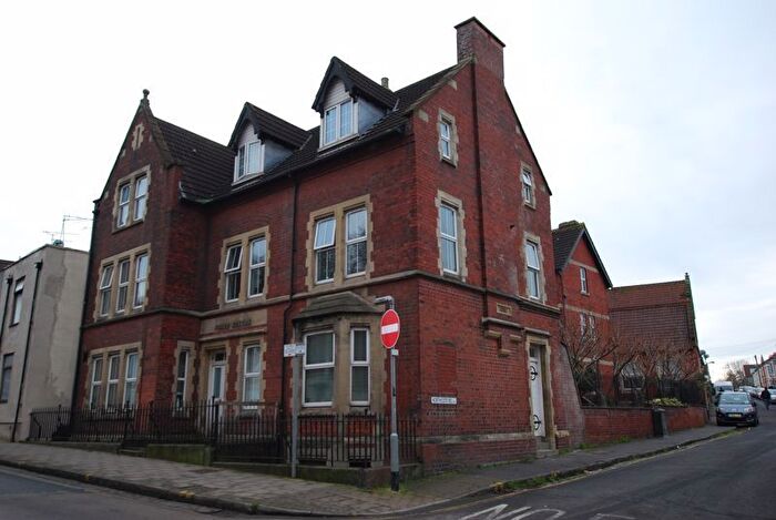 2 Bedroom Flat To Rent In Northcote Road, Bristol, BS5