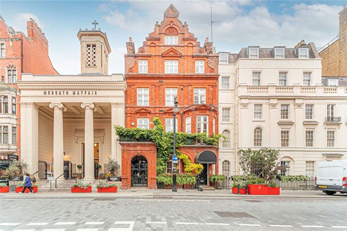 3 Bedroom Detached House To Rent In North Audley, Mayfair, London, W1K