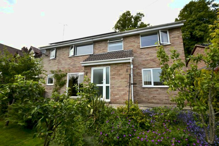 4 Bedroom Detached House To Rent In Yokecliffe Crescent, Wirksworth, DE4