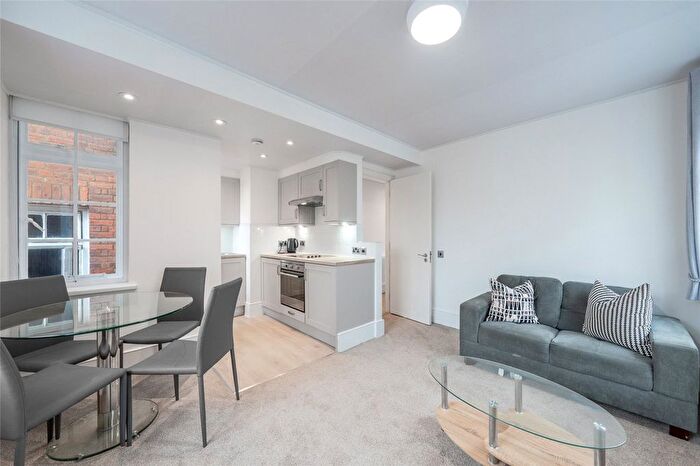 1 Bedroom Flat For Sale In Langford Court, Abbey Road, St John's Wood, London, NW8