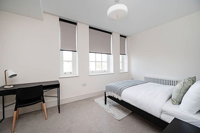 2 Bedroom Flat For Sale In The Drill Hall, Mile End Road, Stepney, London, E1