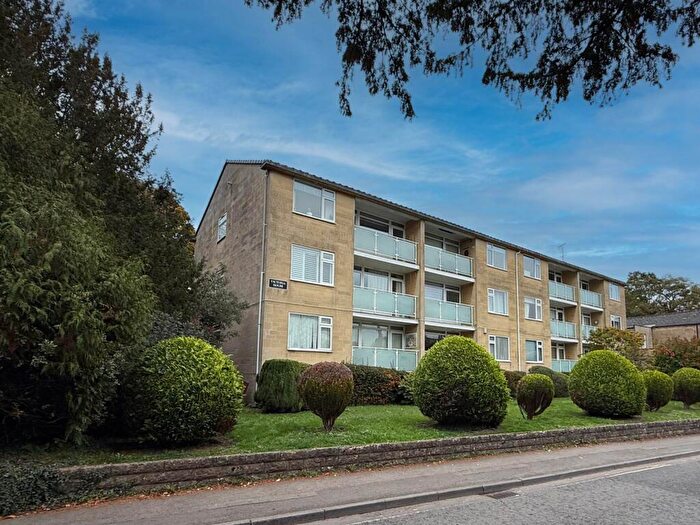 2 Bedroom Apartment For Sale In Victoria House, Bath, BA1
