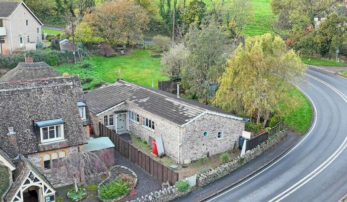 3 Bedroom Detached Bungalow To Rent In Yarcombe, Honiton, EX14