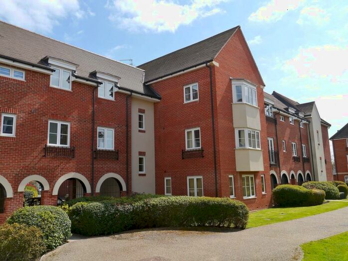 2 Bedroom Flat To Rent In Thames View, Abingdon-on-Thames, OX14