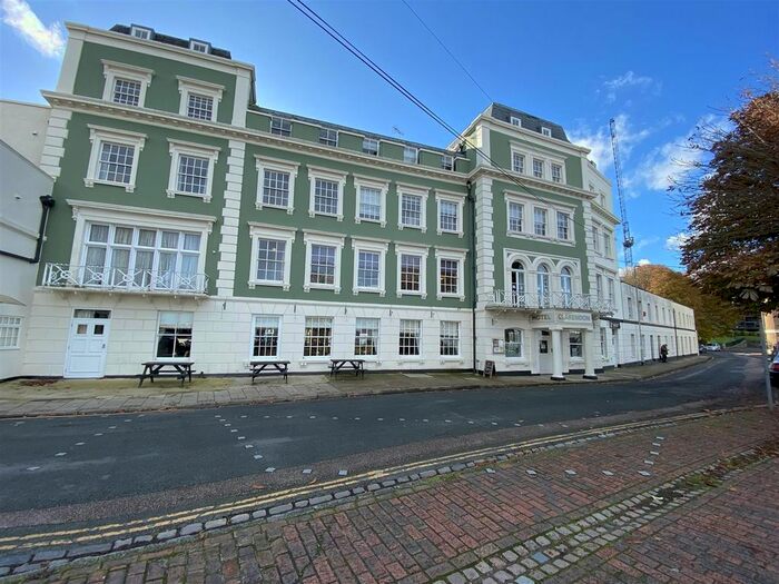 1 Bedroom Flat To Rent In Royal Pier Road, Gravesend, DA12