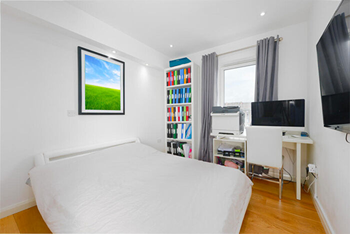 2 Bedroom Apartment For Sale In Shanks Street, Glasgow, G20