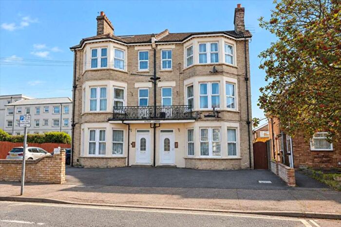 1 Bedroom Apartment For Sale In Alton Lodge, Clacton On Sea, CO15
