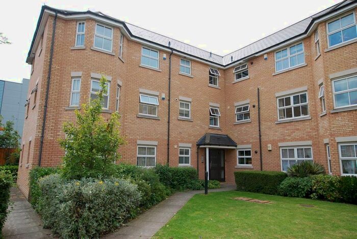 2 Bedroom Flat To Rent In Regency Square, Cambridge, CB1