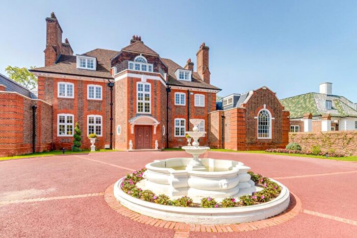 12 Bedroom Detached House For Sale In The Bishops Avenue, Hampstead Garden Suburb, N2
