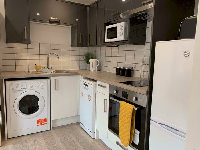 Studio To Rent In Queningate Mews-, CT1