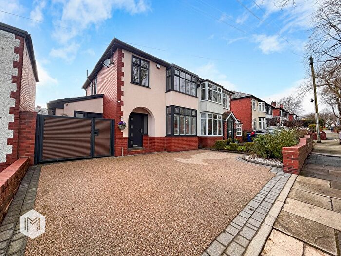 3 Bedroom Semi Detached House For Sale In Walmersley Road, Bury, Greater Manchester, BL9