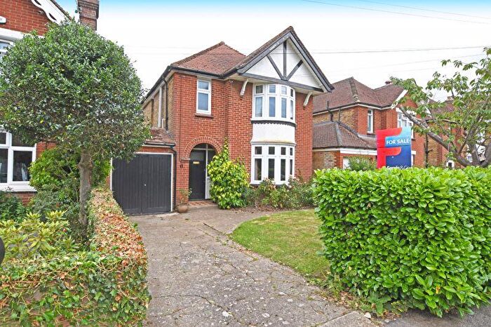 3 Bedroom Detached House For Sale In Cranborne Avenue, Maidstone, ME15