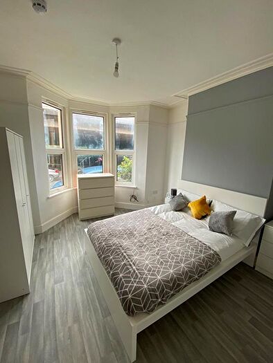 5 Bedroom Flat To Rent In Stapleton Road, Bristol, BS5