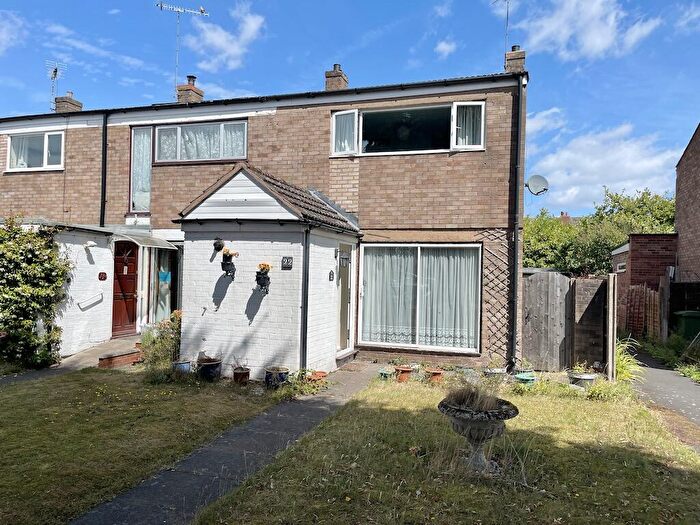 2 Bedroom End Of Terrace House For Sale In Norton - Heathfield Gardens, DY8