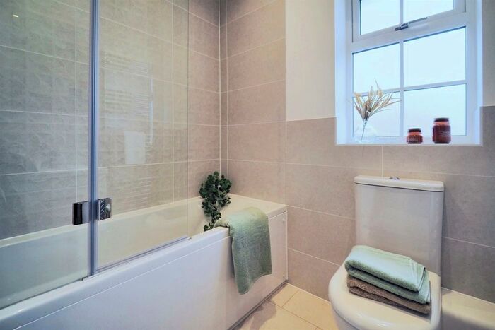 3 Bedroom Semi-Detached House For Sale In Whitsbury Road, Fordingbridge, SP6