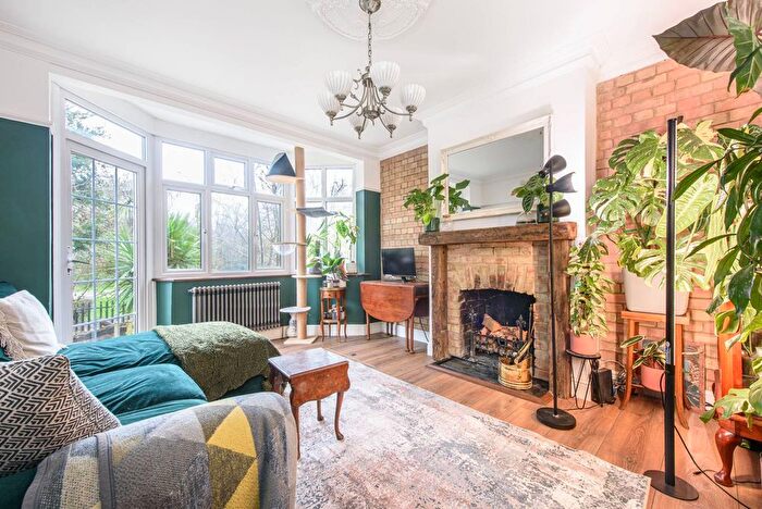 1 Bedroom Flat For Sale In Rushgrove Avenue, Colindale, London, NW9