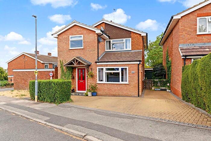 4 Bedroom Detached House For Sale In Goose Acre, Cheddington, Leighton Buzzard, LU7