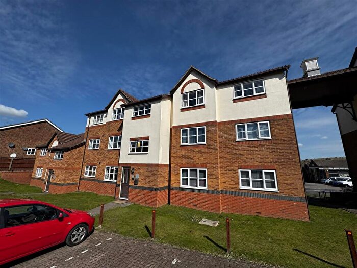 1 Bedroom Flat To Rent In Index Drive, Dunstable, LU6
