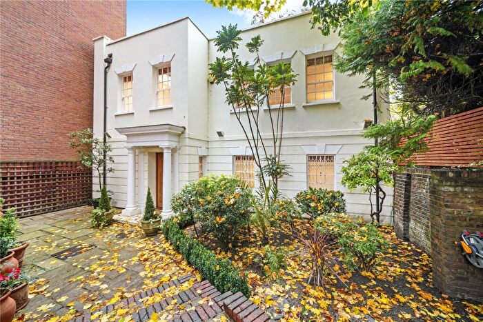 4 Bedroom Detached House To Rent In Grove End Road, St. John's Wood, NW8