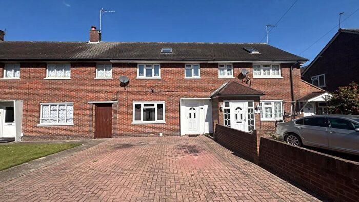 4 Bedroom Terraced House To Rent In Princess Road, Woking, GU22