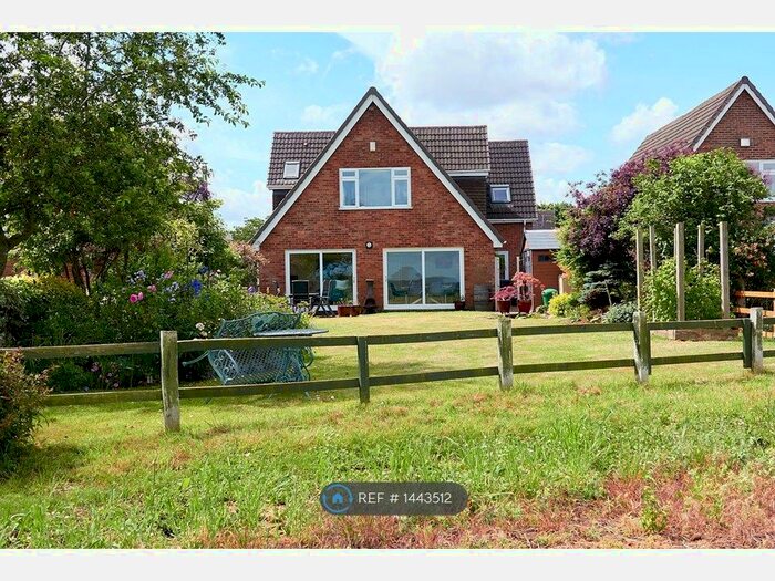 4 Bedroom Detached House To Rent In Kenilworth Road, Cubbington, Leamington Spa, CV32