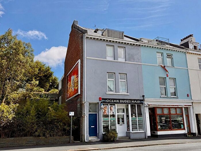2 Bedroom Flat For Sale In Bishops Place, Plymouth, PL1