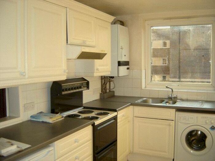 2 Bedroom Flat To Rent In Godstone Road, Purley, CR8