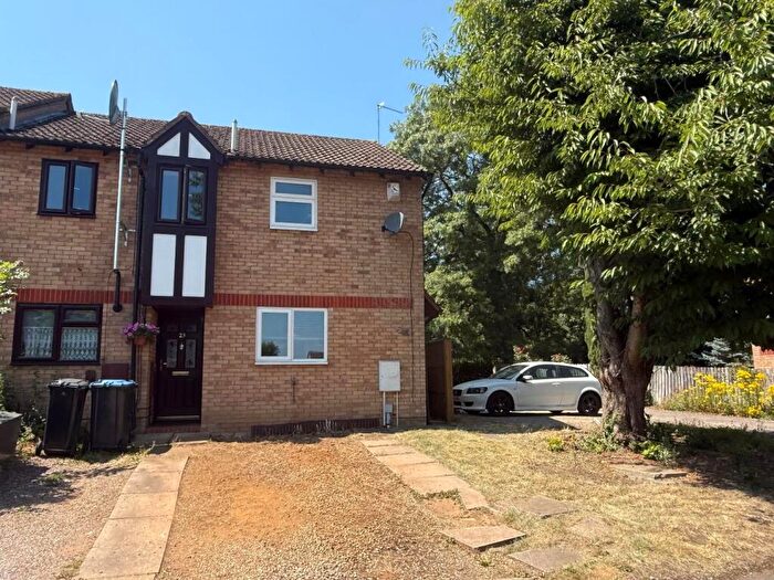 2 Bedroom Semi-Detached House For Sale In Kennedy Drive, Bilton, Rugby, CV22