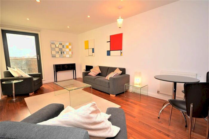 1 Bedroom Flat To Rent In Stanley Road, London, SW19