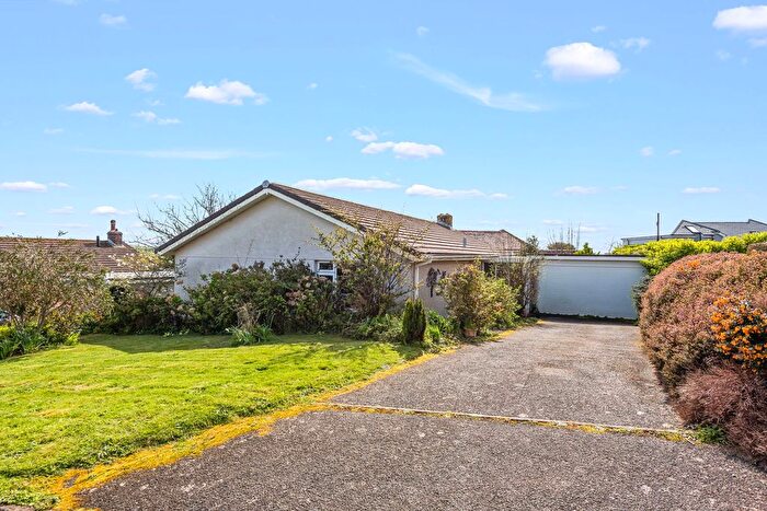 3 Bedroom Bungalow For Sale In Lambs Close, Thurlestone, Kingsbridge, TQ7