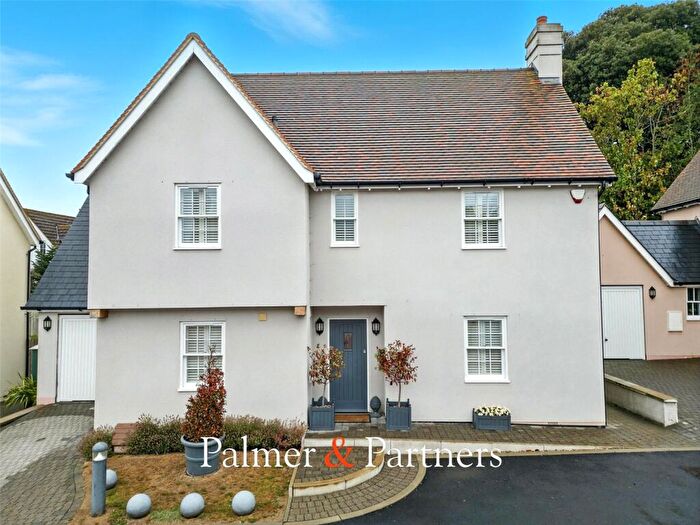 3 Bedroom Detached House For Sale In Cuckoo Hill, Bures, Suffolk, CO8