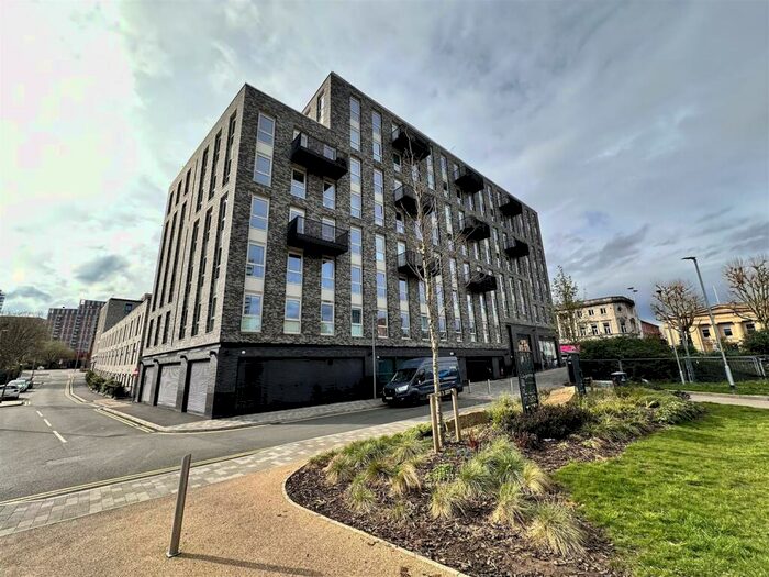1 Bedroom Apartment To Rent In Atelier, Chapel Street, Salford, M3