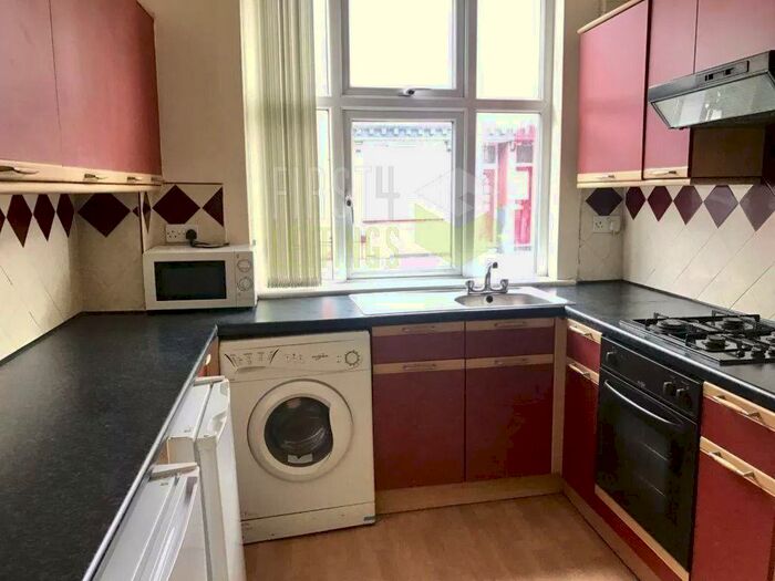 2 Bedroom Flat To Rent In Beckingham Road, Evington, LE2