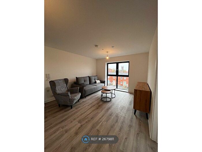 2 Bedroom Flat To Rent In Fox House, Derby, DE1