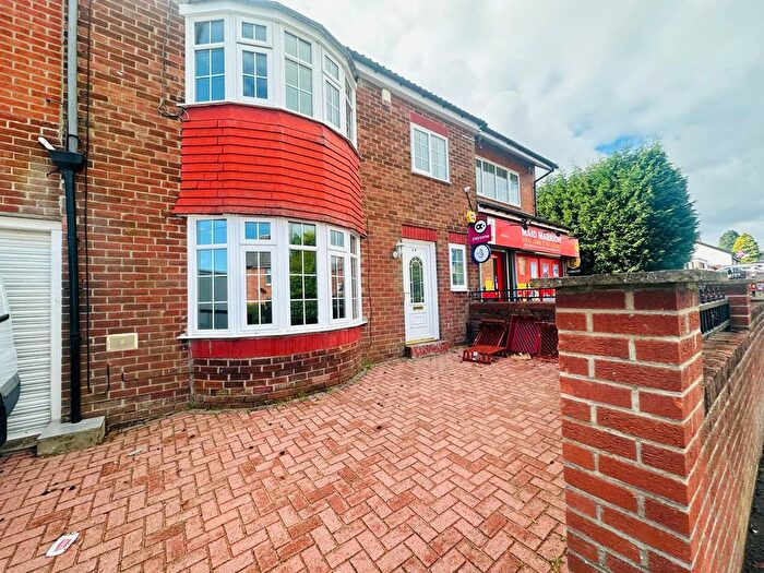 5 Bedroom Semi-Detached House To Rent In West Avenue, Westerhope, NE5