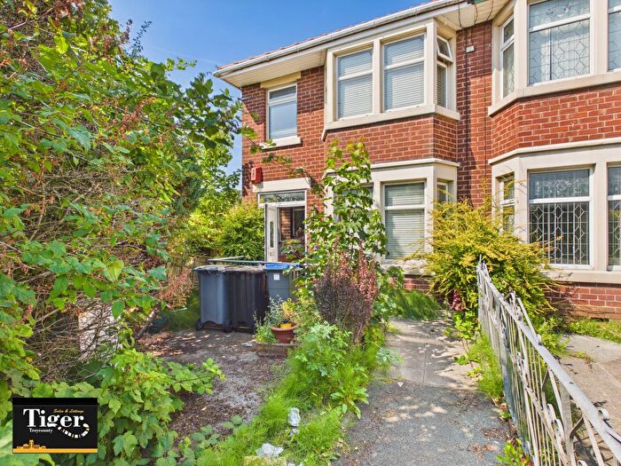 3 Bedroom Semi Detached House For Sale In Ansdell Road, Blackpool, FY1