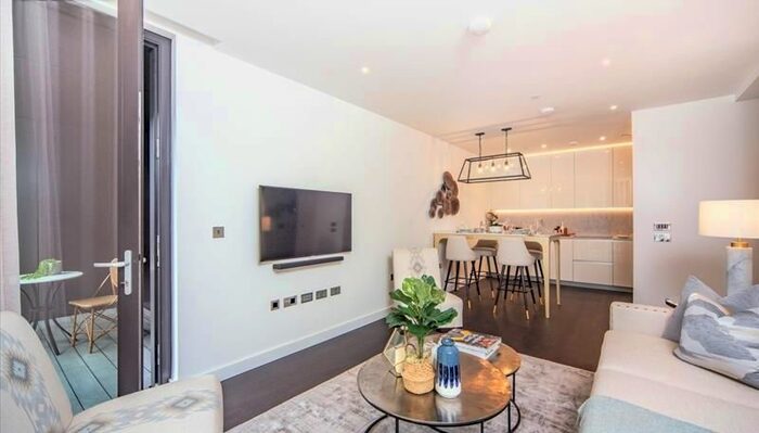 2 Bedroom Flat To Rent In Thornes House, Charles Clowes Walk, London, SW11