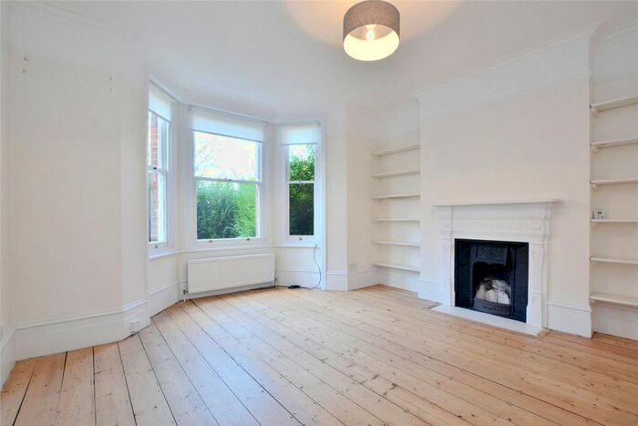 2 Bedroom Flat To Rent In Essendine Road, Maida Vale, London, W9