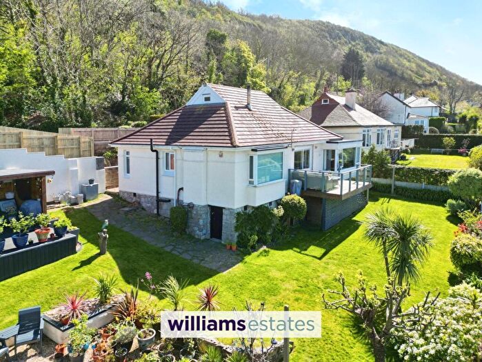 3 Bedroom Detached Bungalow For Sale In Bishopswood Road, Prestatyn, LL19