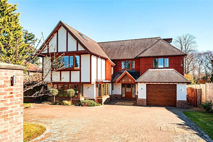7 Bedroom Detached House For Sale In Groveside, Great Bookham, KT23